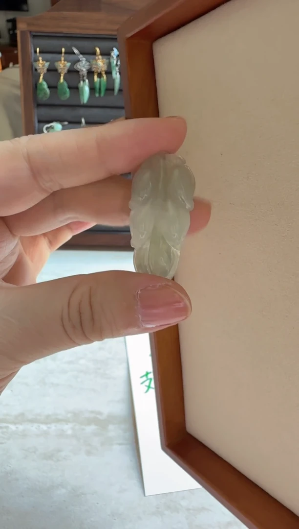 吊坠(不含链)未镶嵌翡翠叶子