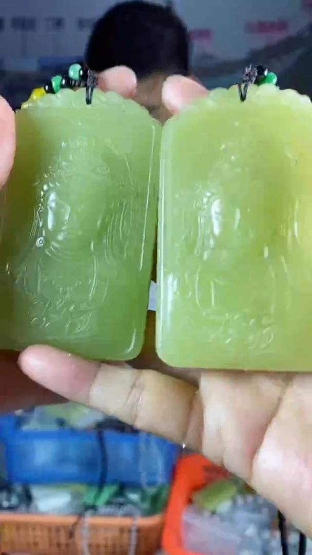 天然玉石未镶嵌颈饰