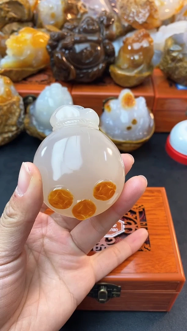 【闪购商品】玛瑙/玉髓珠宝奇石未镶嵌0