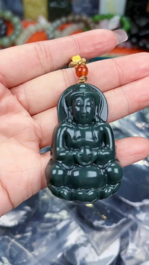 颈饰未镶嵌和田玉和田玉