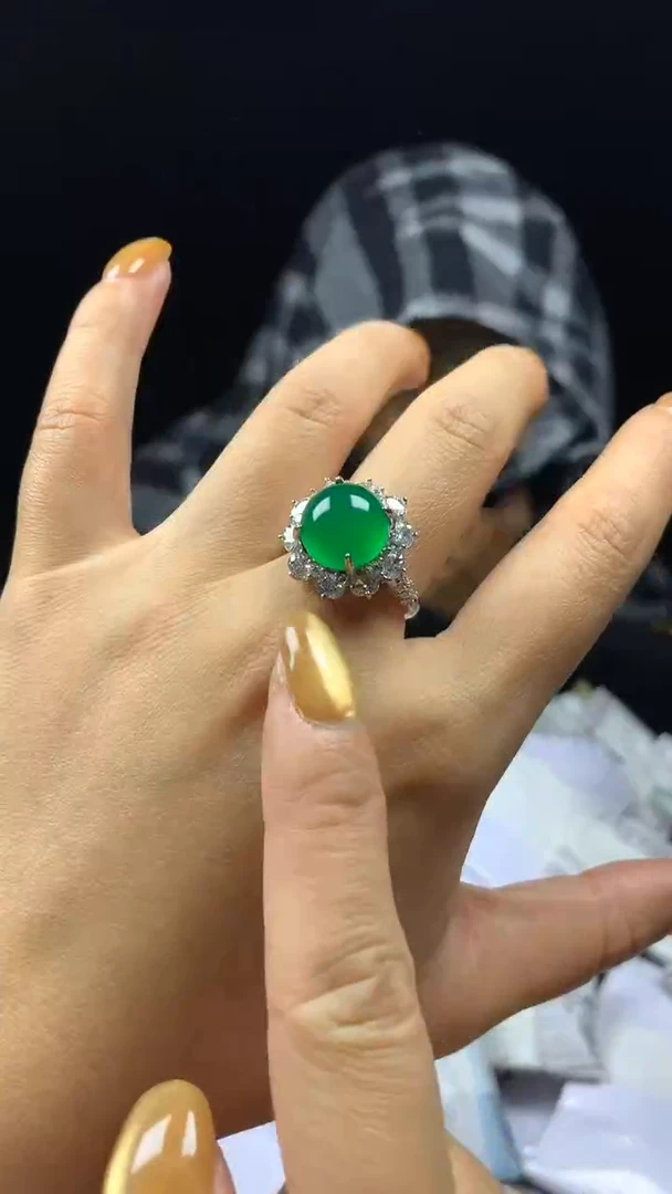 满色吊坠 所见即所得！！