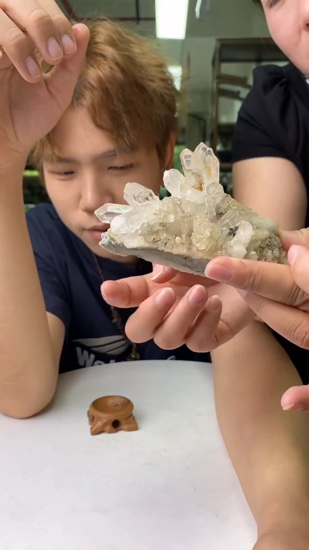 原石未镶嵌水晶喜马拉雅原石D352