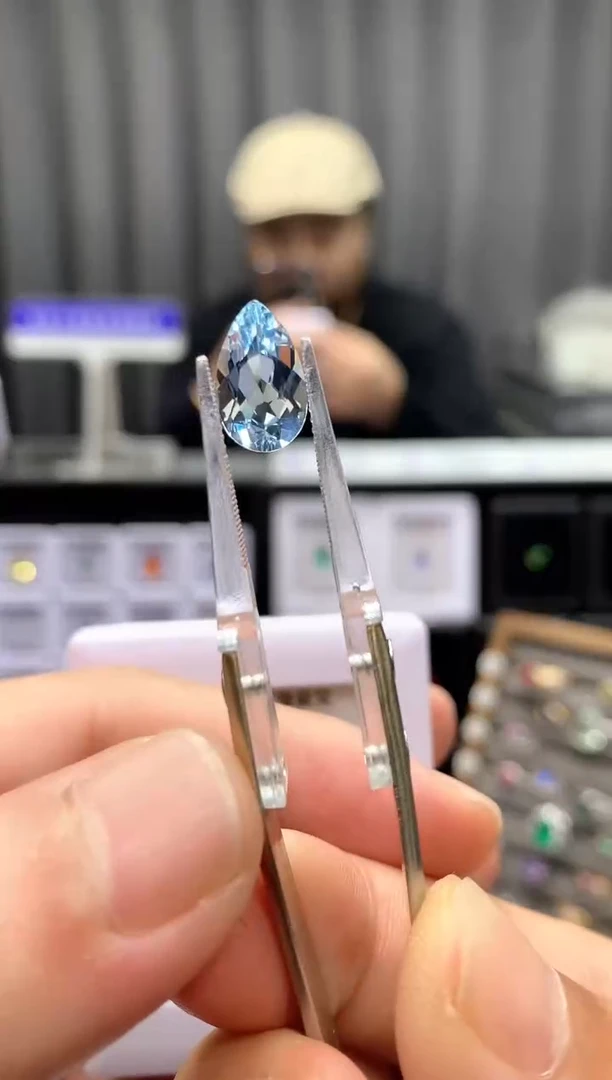 裸石海蓝宝石2.36ct 15