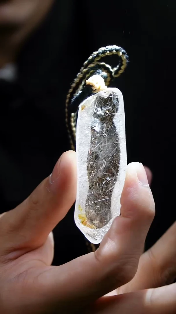 吊坠(赠链)未镶嵌水晶水晶