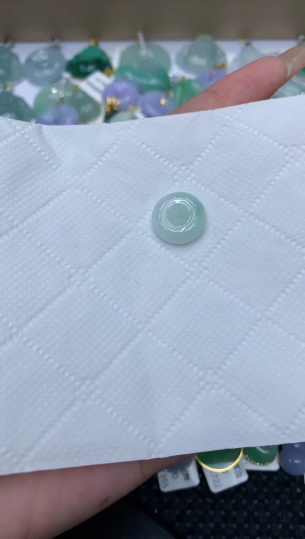 【闪购商品】翡翠颈饰未镶嵌111111111