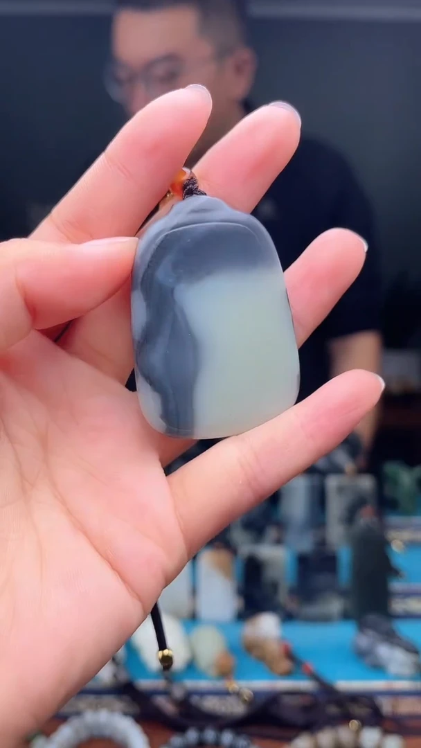 未镶嵌和田玉挂件1