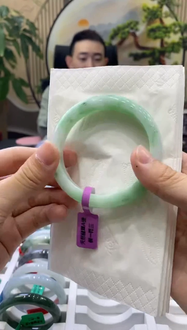 未镶嵌手镯翡翠6939