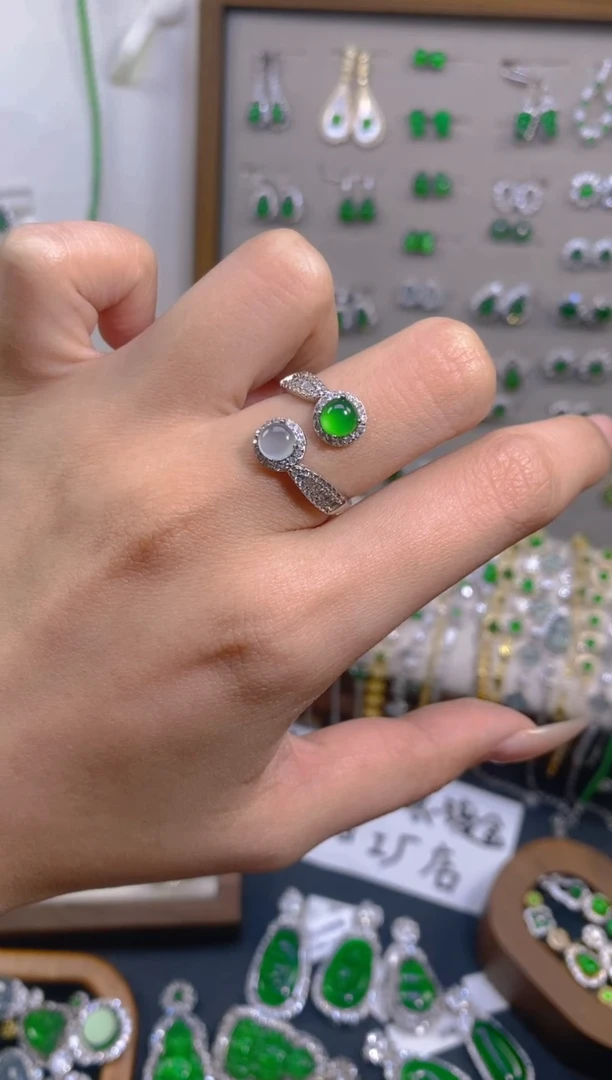 银S925镶嵌戒指翡翠蛋面戒指