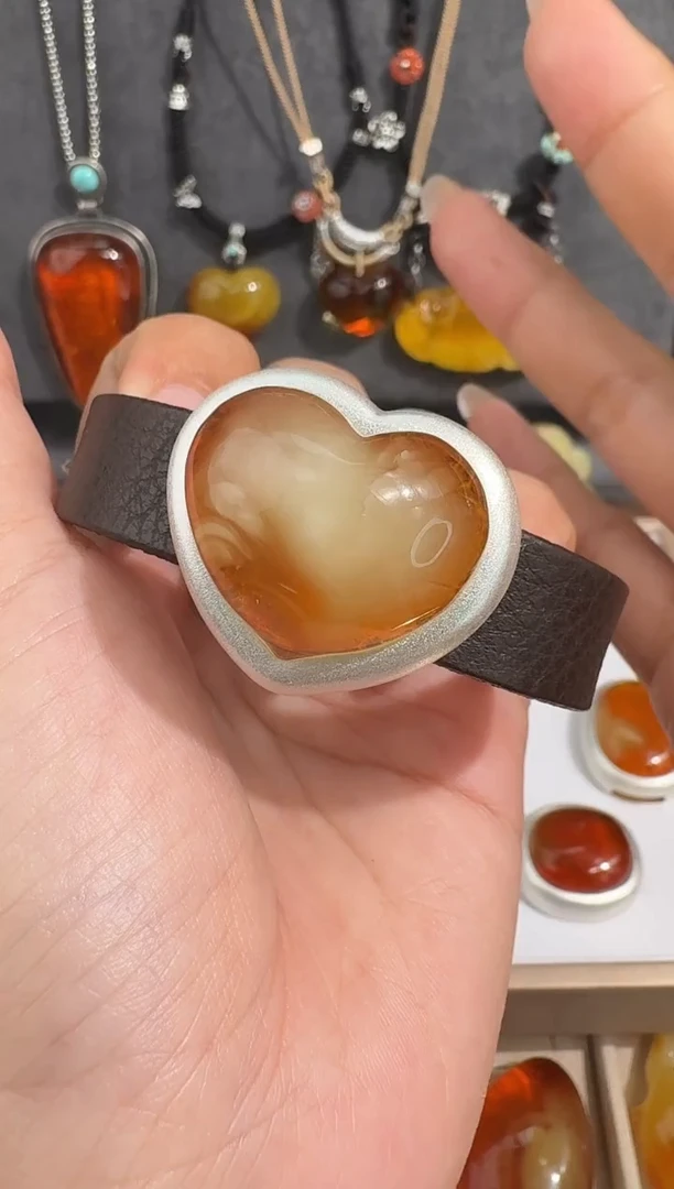 裸石琥珀未镶嵌A****8琥珀