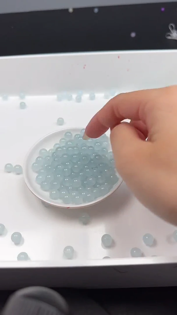 未镶嵌玛瑙/玉髓珠宝半成品冰川蓝N65卡8mm散珠25颗