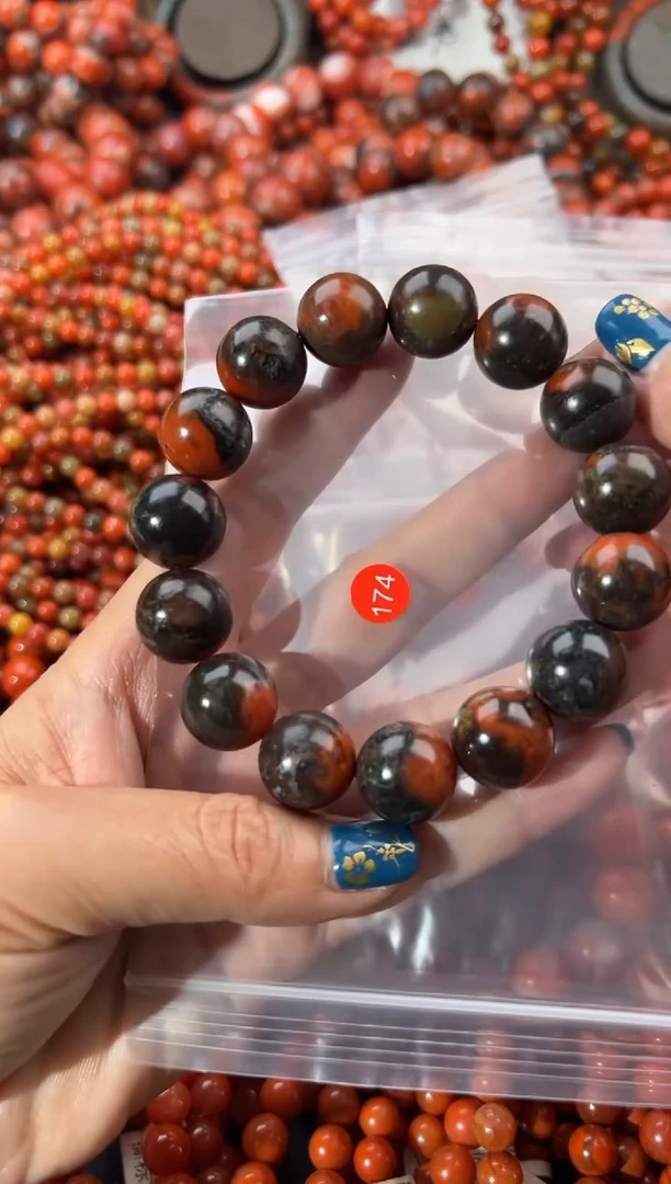 未镶嵌手串南红玛瑙16+