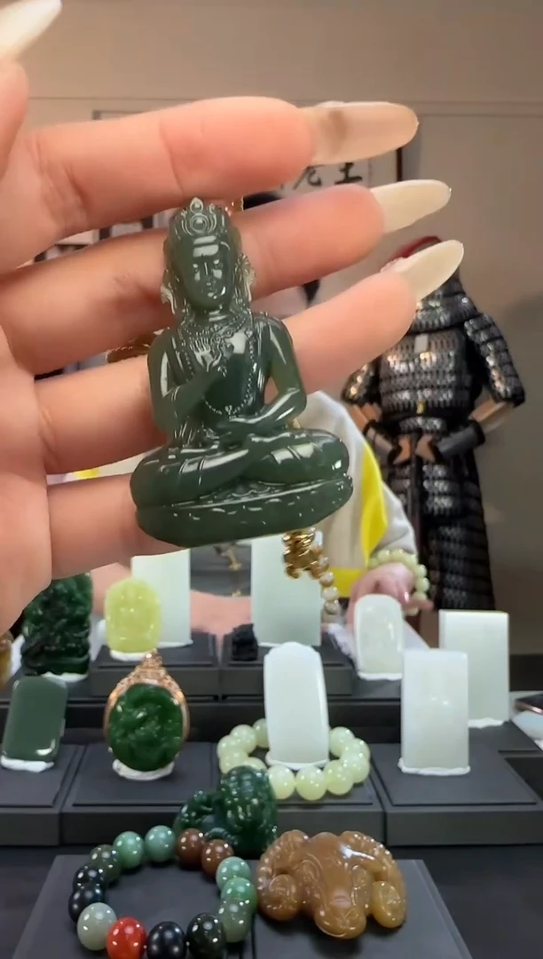 颈饰未镶嵌和田玉碧玉观音吊坠