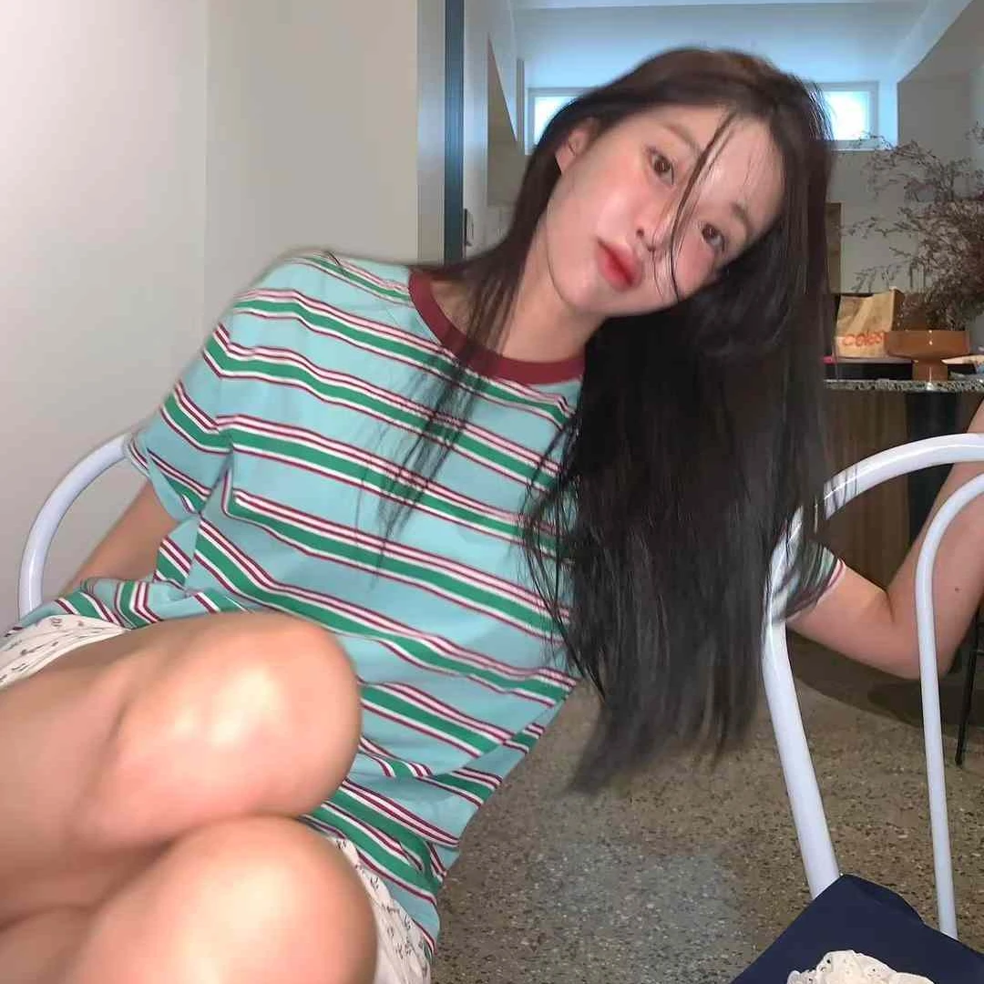 【李羊羊韩国东大门精选】春季新款绿色显瘦条纹百搭休闲女短袖t恤