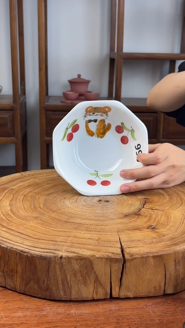 瓷片景德镇手绘釉中彩（食品级）玲珑碗999