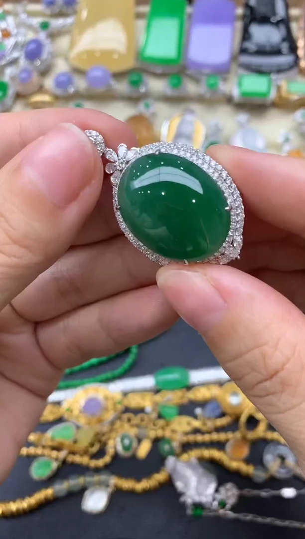 【闪购商品】翡翠吊坠(不含链)18K金镶嵌302-中国好珍宝