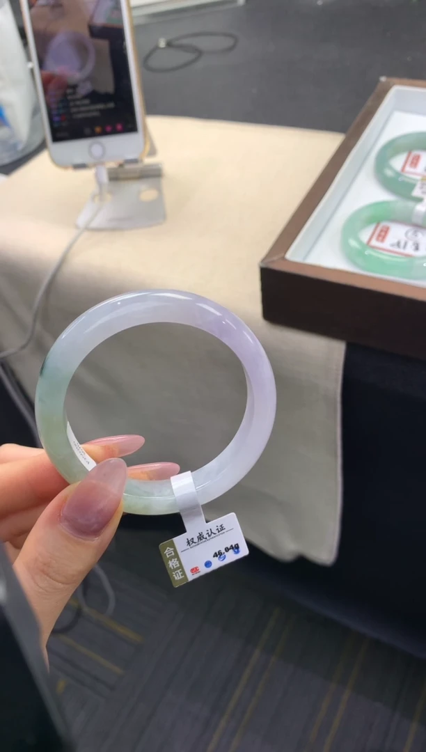 【闪购商品】翡翠手镯未镶嵌