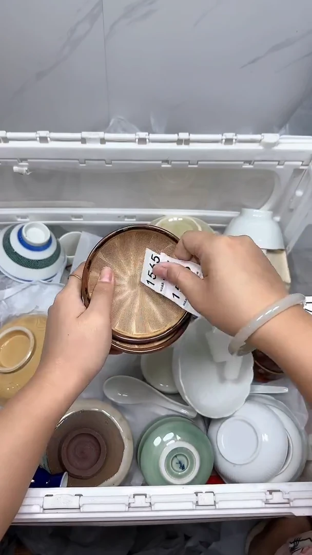 【闪购商品】1565回流瓷器默认微瑕，18.8包邮