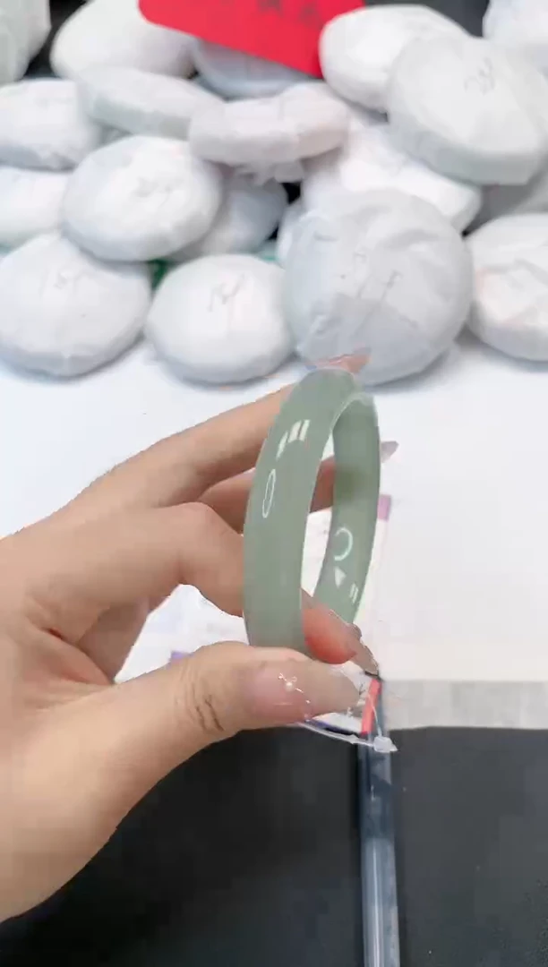 【闪购商品】石英质玉手镯未镶嵌222-58