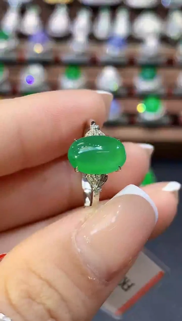 18K金镶嵌戒指翡翠C22