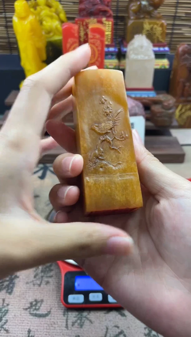 寿山石印石田黄薄意雕正章