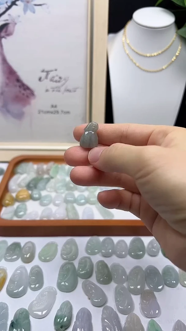 颈饰未镶嵌翡翠莲蓬04