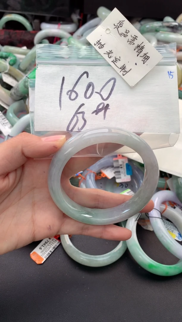 【闪购商品】定制翡翠未镶嵌毛货需精细抛光+多人