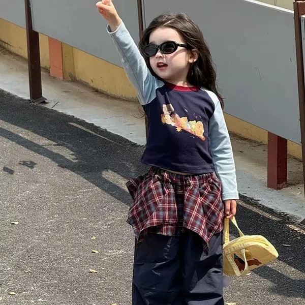 小言-2025秋季新款韩版女童卡通插肩袖打底衫自带屁帘休闲裤套装