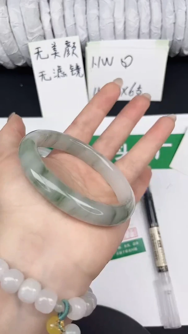 未镶嵌手镯石英质玉180-62/63