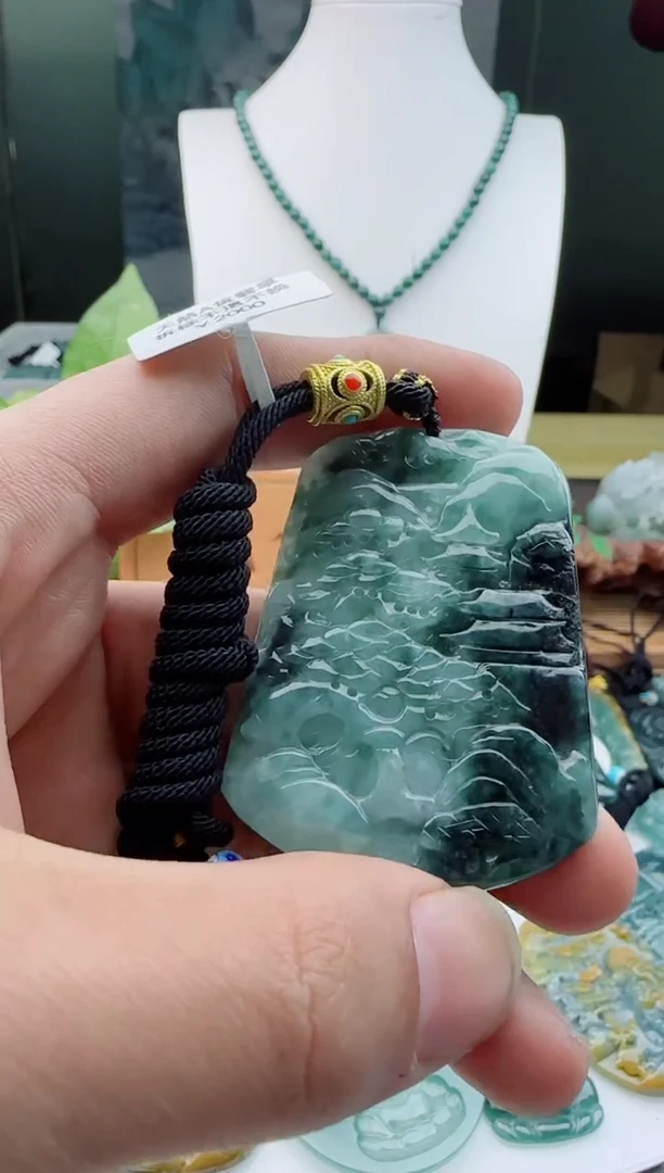 【闪购商品】翡翠颈饰未镶嵌1111111111