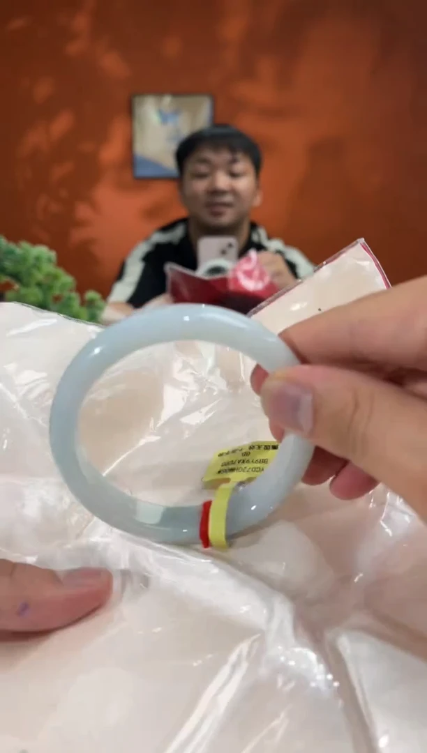 未镶嵌手镯翡翠翡翠手镯