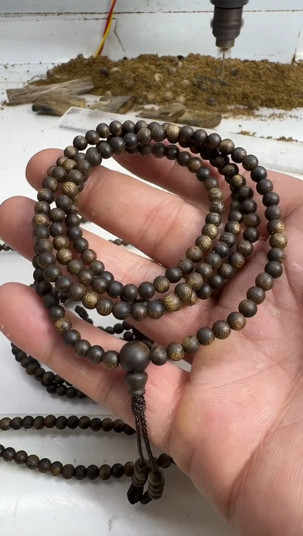 手串沉香乌身0.4规格多圈7克