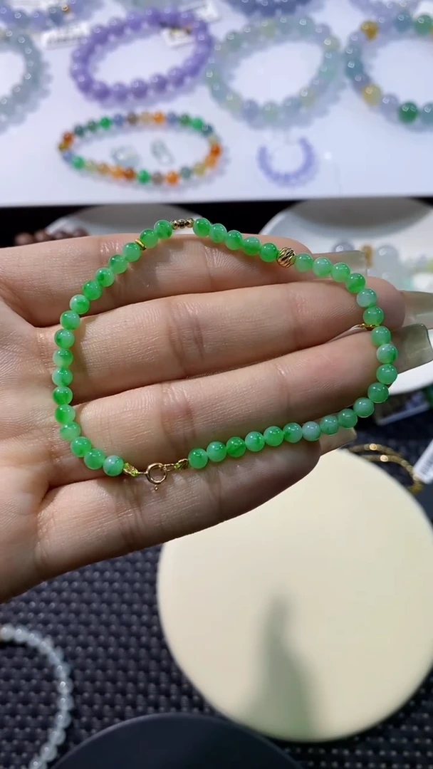散珠翡翠卡3.7手串