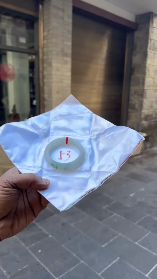 【闪购商品】翡翠手镯未镶嵌手镯