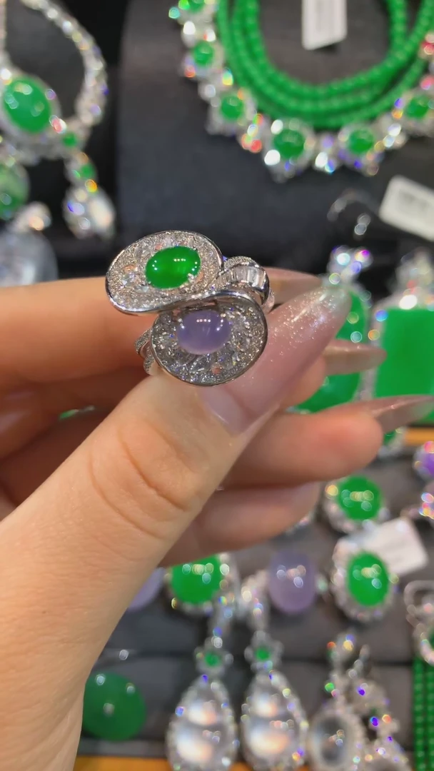 【闪购商品】翡翠戒指18K金镶嵌戒指