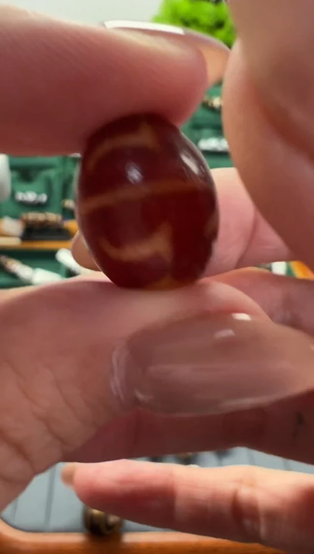 玛瑙/玉髓（覆膜）颈饰未镶嵌58.（微瑕）