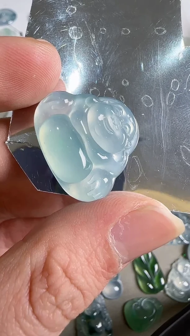 吊坠(不含链)未镶嵌翡翠.