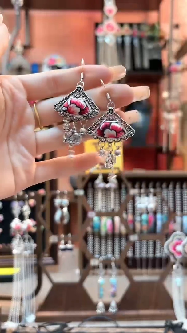 织绣云织谣民族风精美饰品 377