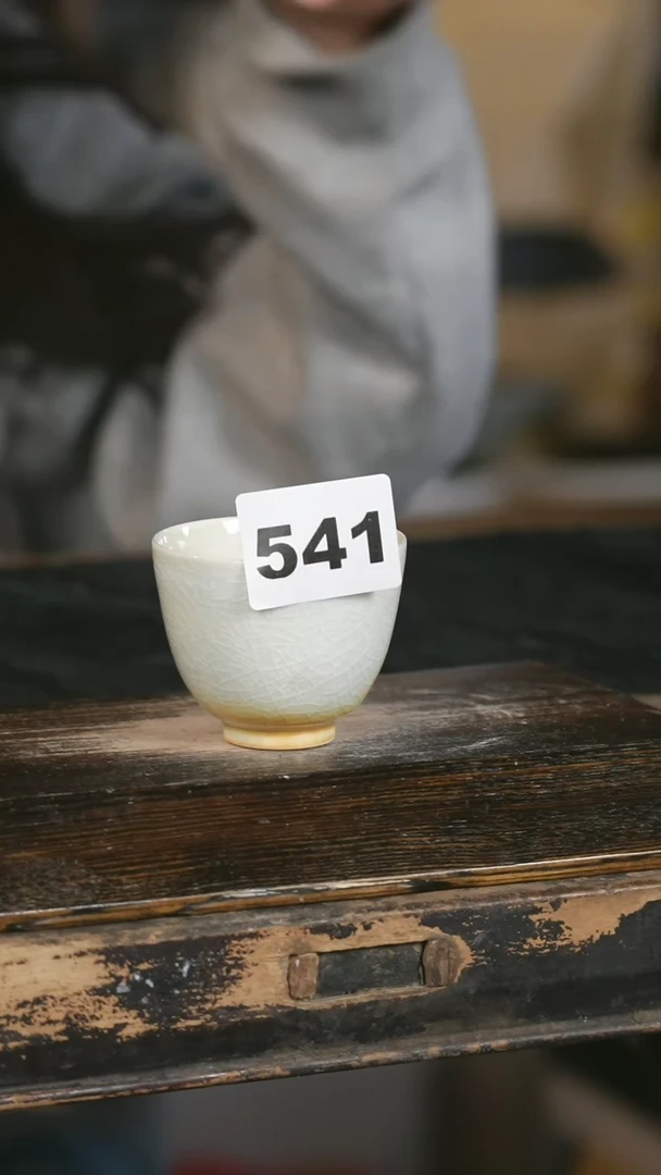 【闪购商品】瓷片见山北野见山北野