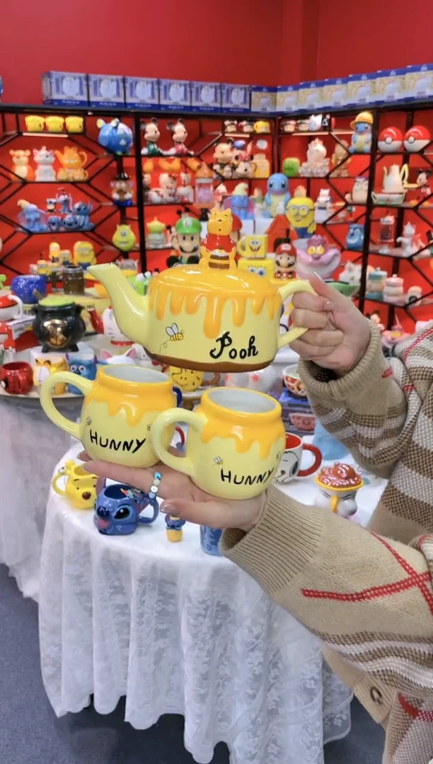 【闪购商品】.@@陶瓷维尼熊一壶二杯