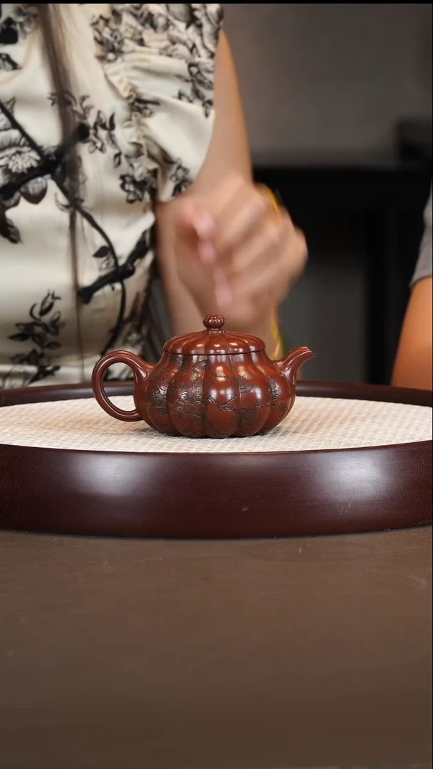 茶壶紫砂徐小阳/朱泥/筋纹菊瓣/200c