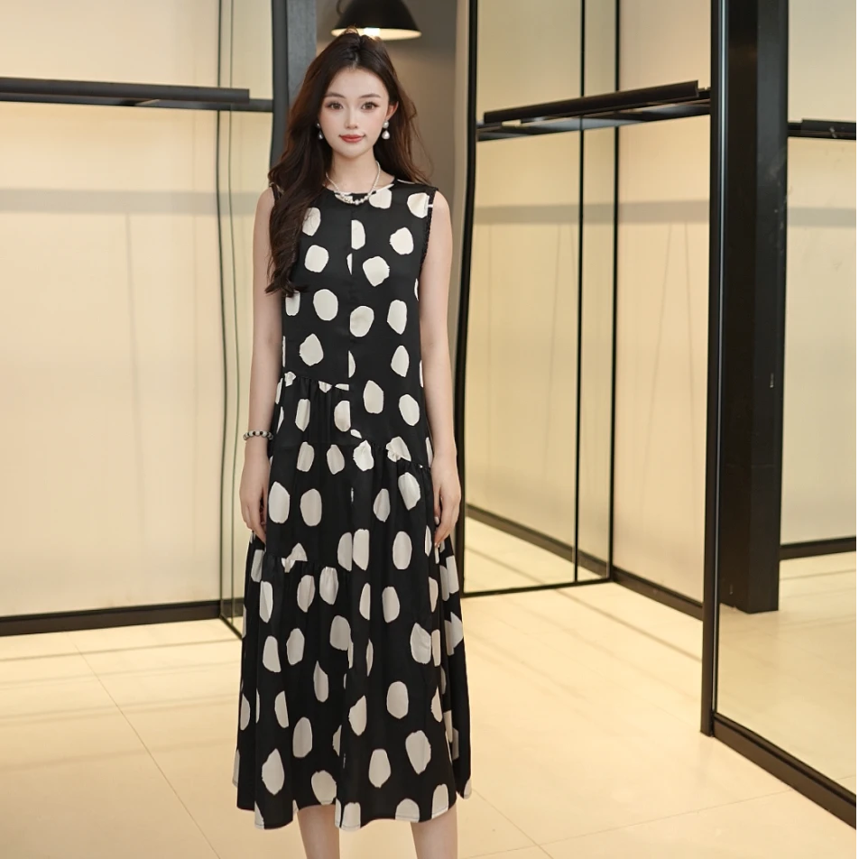 GIRDEAR/哥弟25夏季新款波点显瘦修身设计款女装连衣裙150012