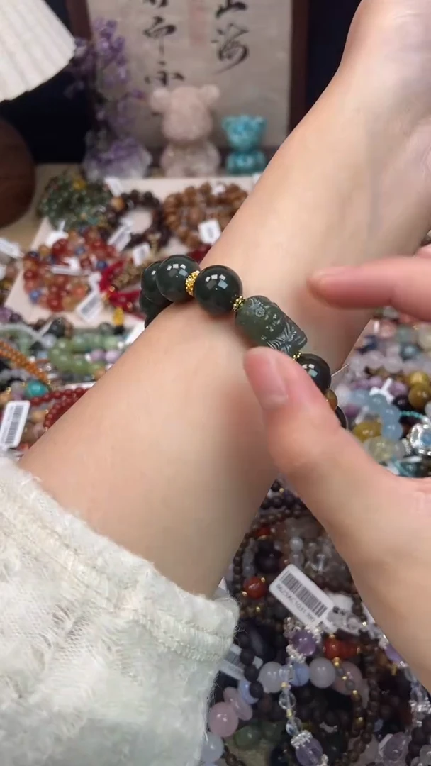 未镶嵌和田玉手饰164