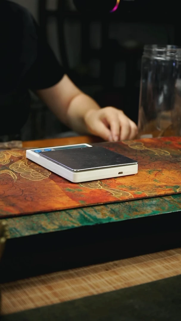 香料菩萨棋片99分沉     5.14克