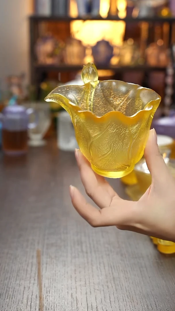 闪购午荷公道杯黄色