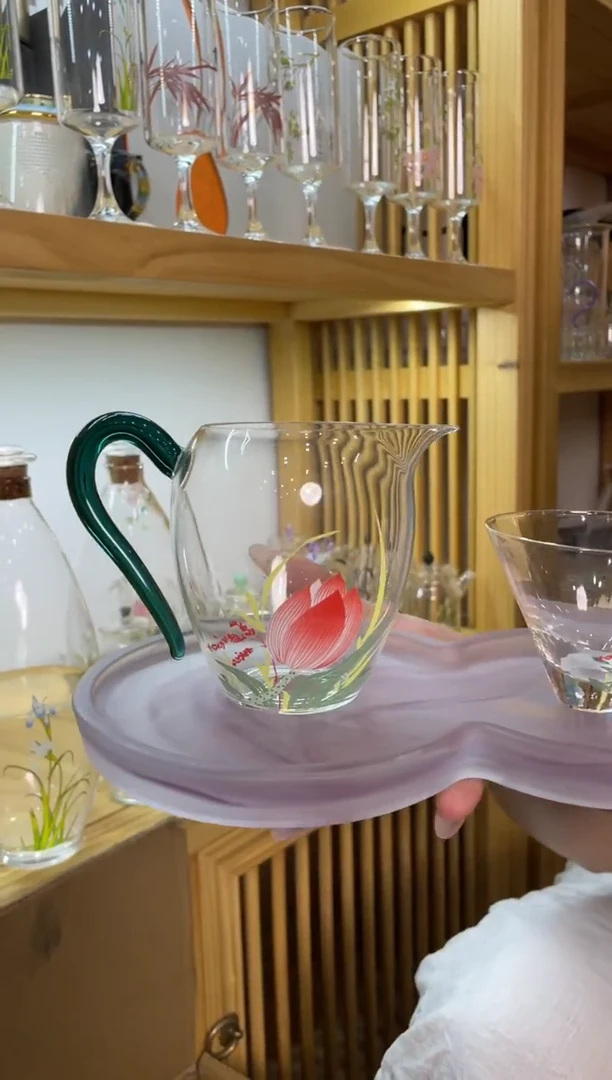 九河草堂公杯绿把荷花