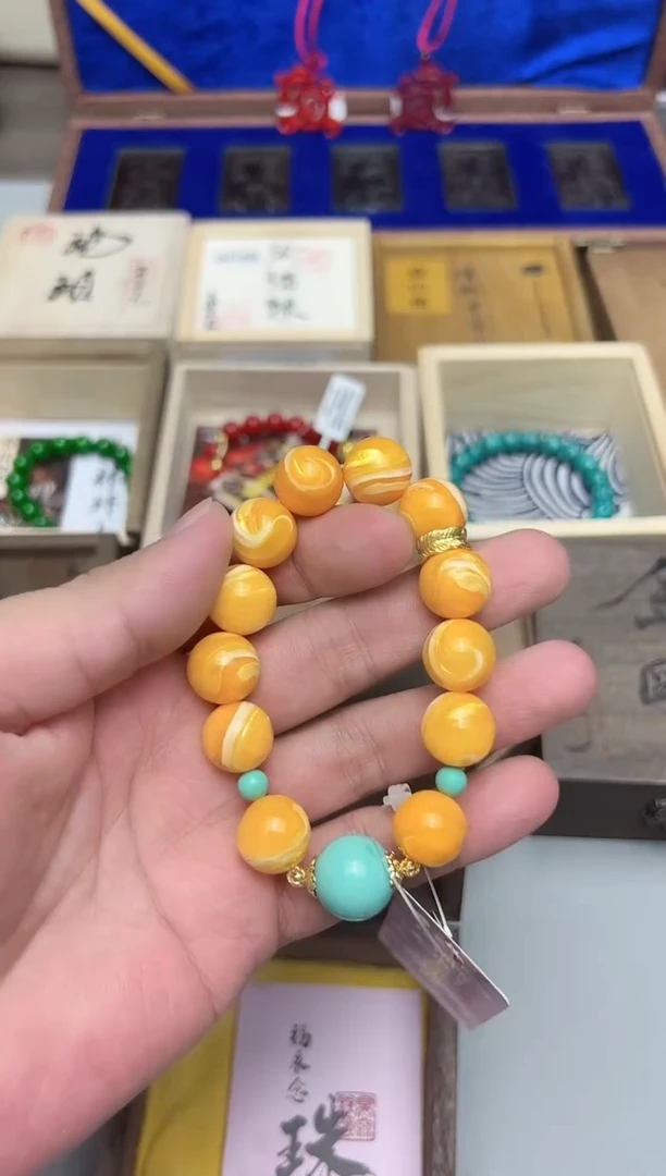 418聚珍阁文玩手串手持手把件