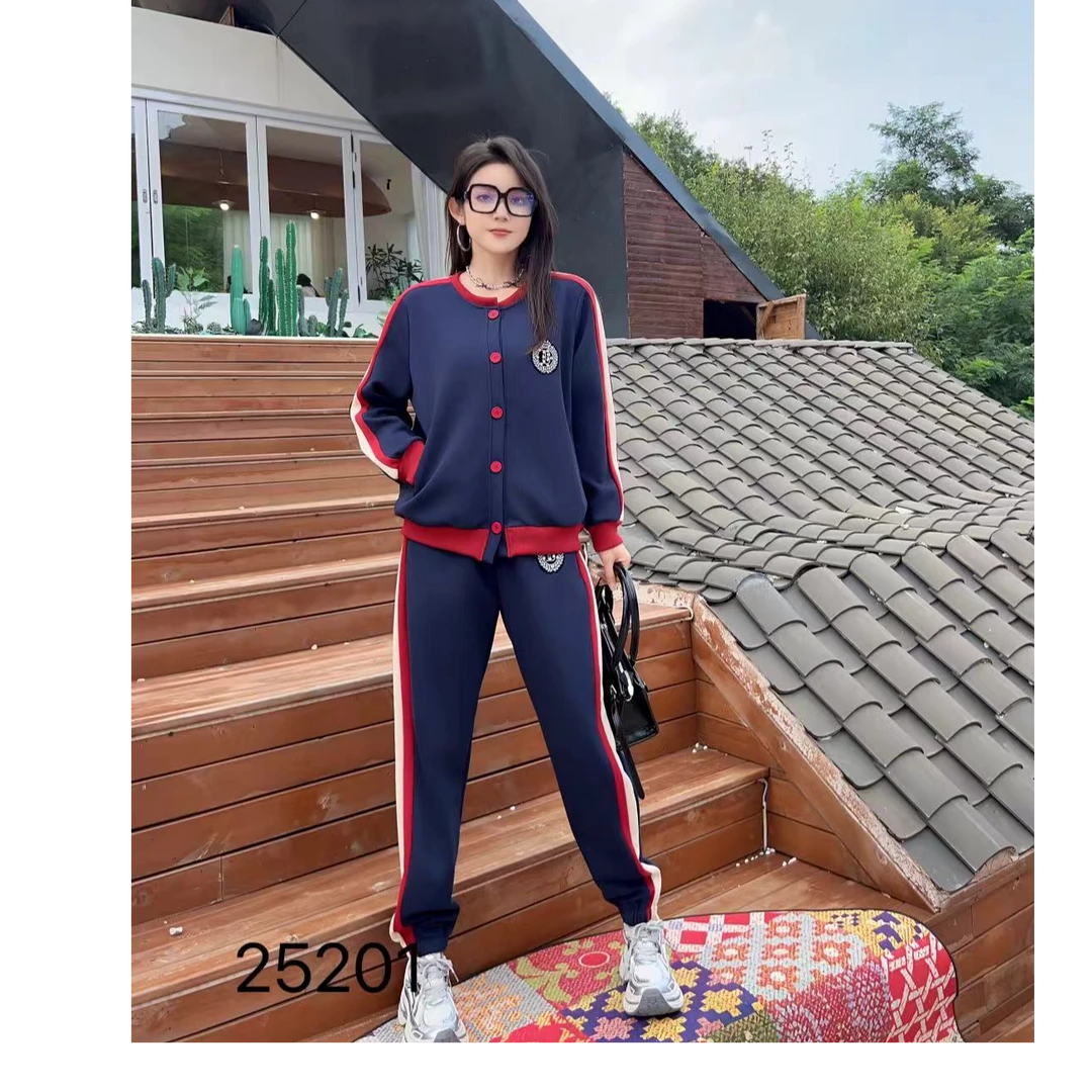 D25201秋季时尚百搭洋气撞色边运动外套+裤子休闲两件套套装