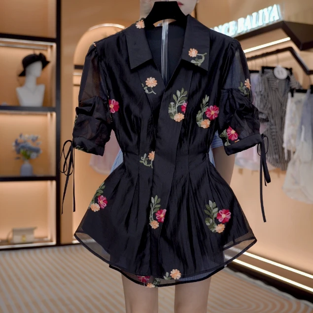 “绣影繁花”新 法式春夏慵懒感中长款宽松休闲衬衫套装    Y729