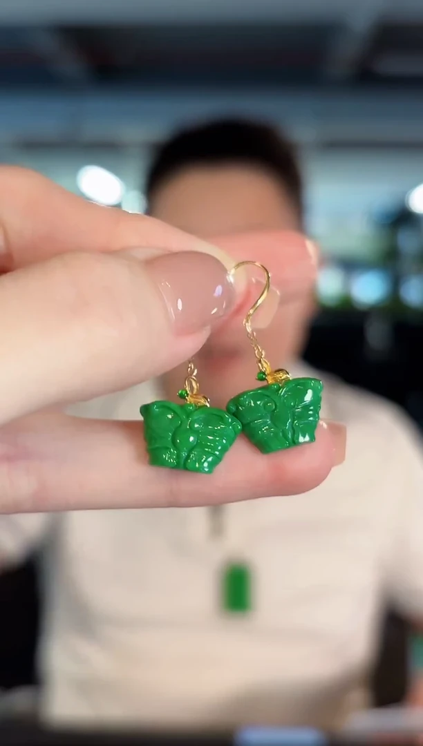 18K金镶嵌翡翠耳饰 缅甸A货/支持复检/一件