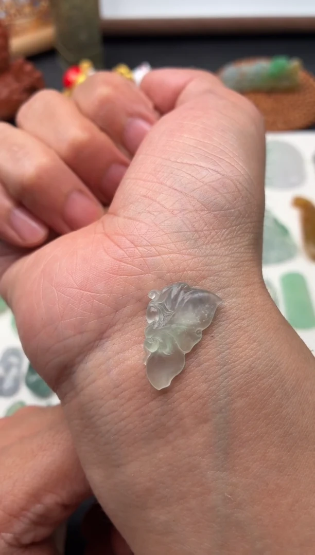 未镶嵌定制翡翠翡翠